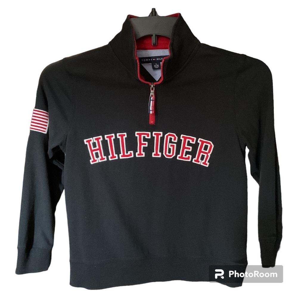 Boys size 8-10 Tommy Hilfiger long sleeve shirt. Has a zip up collar.